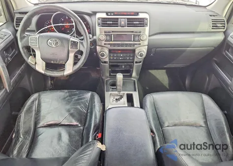 2011 Toyota 4Runner Sr5 z USA, uszkodzony, nr VIN JTEZU5JR5B5027363